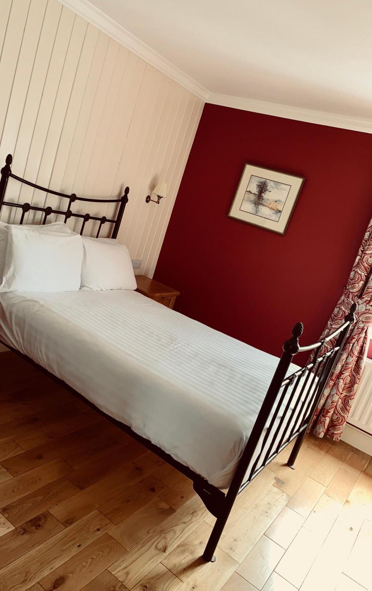 The Highlands Hotel Glenties Camera foto