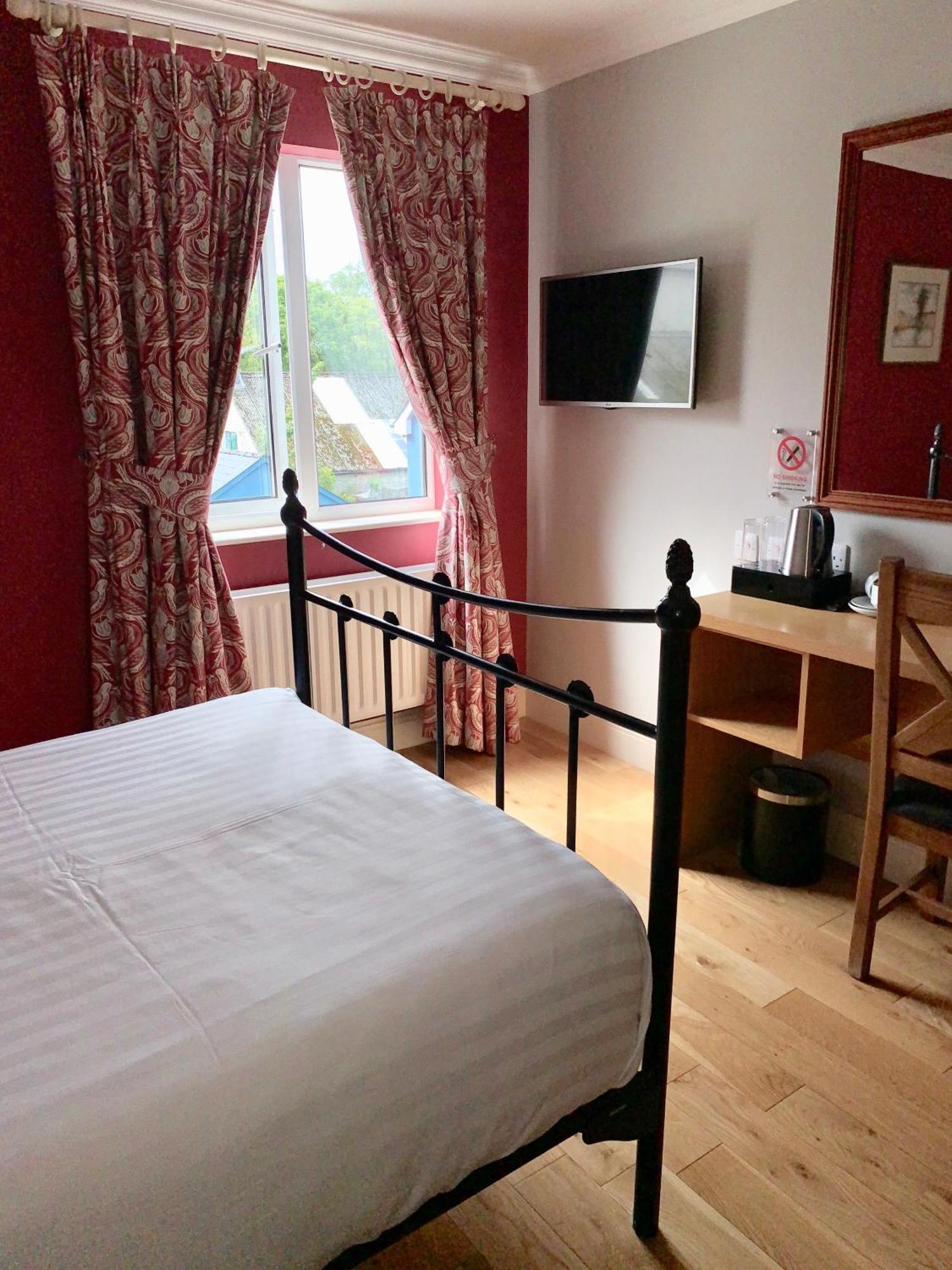 The Highlands Hotel Glenties Camera foto