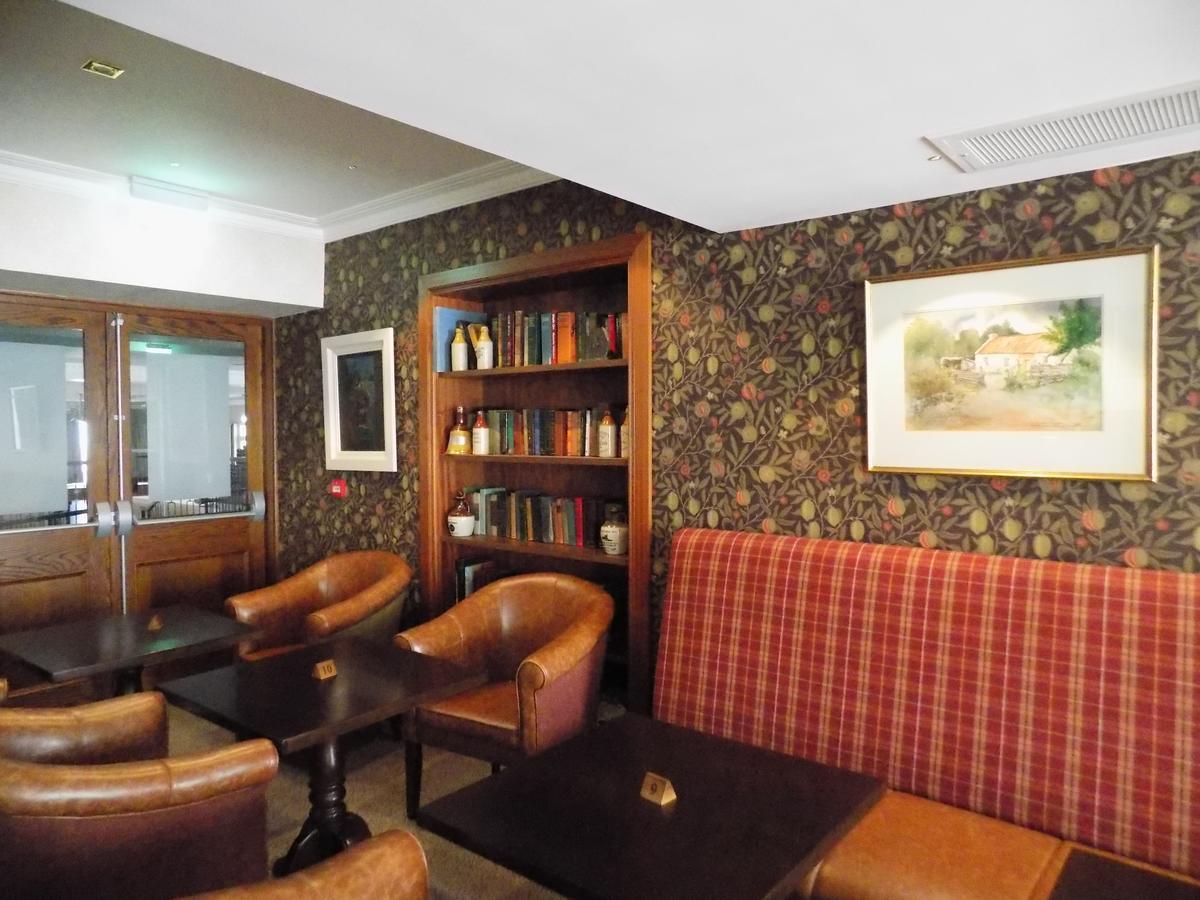 The Highlands Hotel Glenties Esterno foto